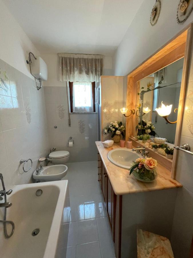 מסה לוברנסה Loren House, Relaxing Location With Seaview מראה חיצוני תמונה