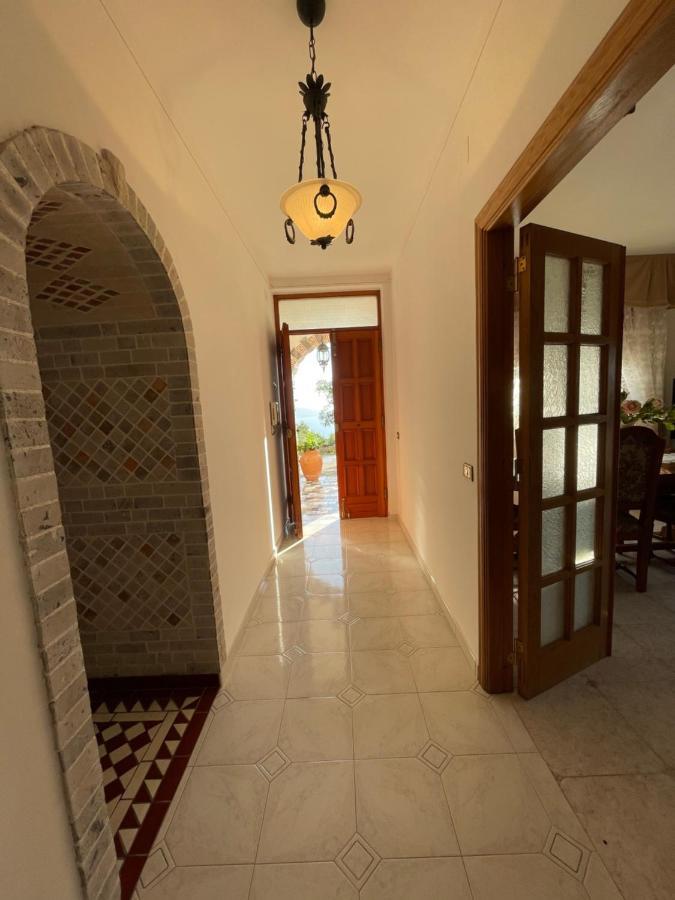 מסה לוברנסה Loren House, Relaxing Location With Seaview מראה חיצוני תמונה