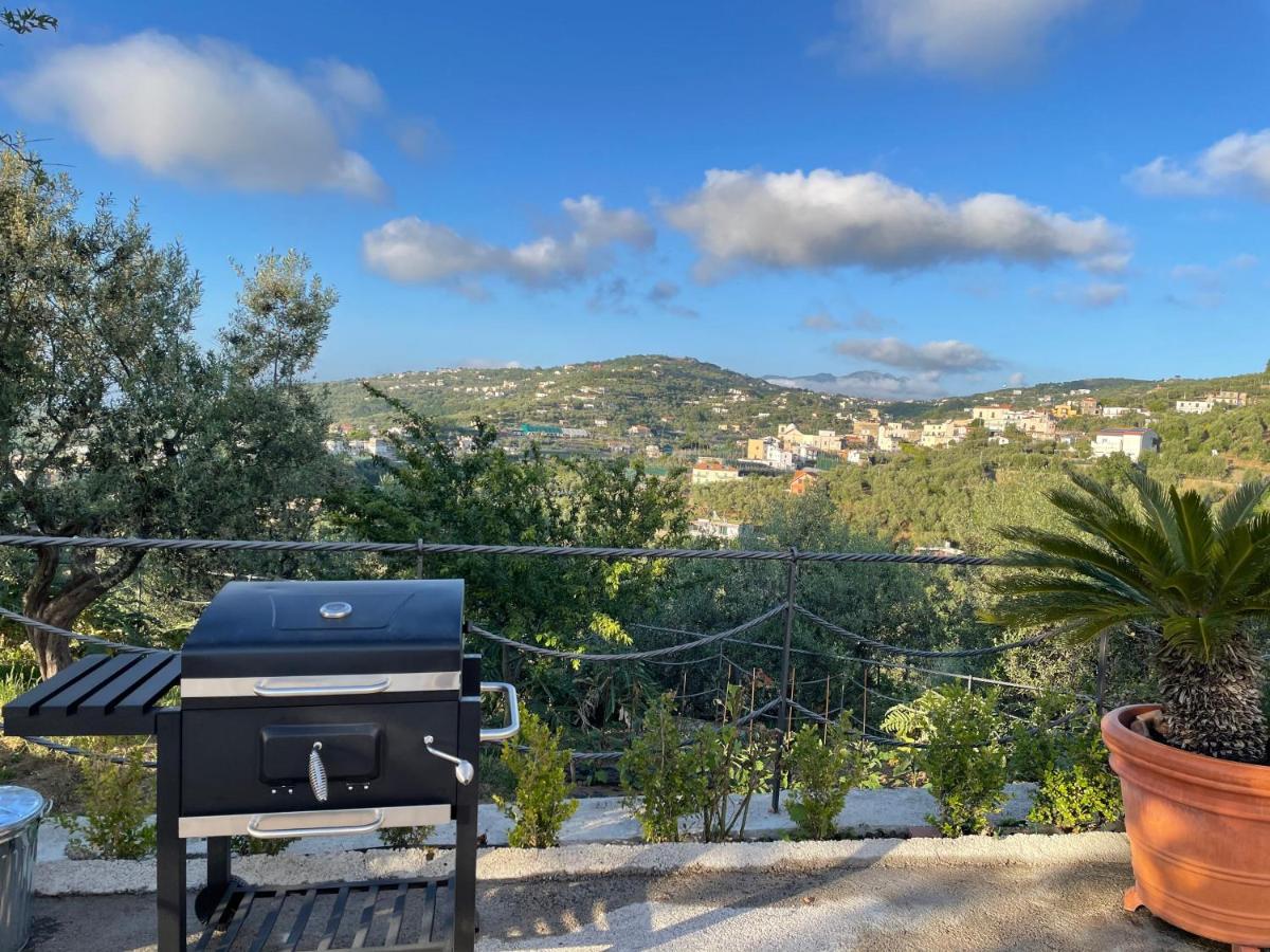 מסה לוברנסה Loren House, Relaxing Location With Seaview מראה חיצוני תמונה
