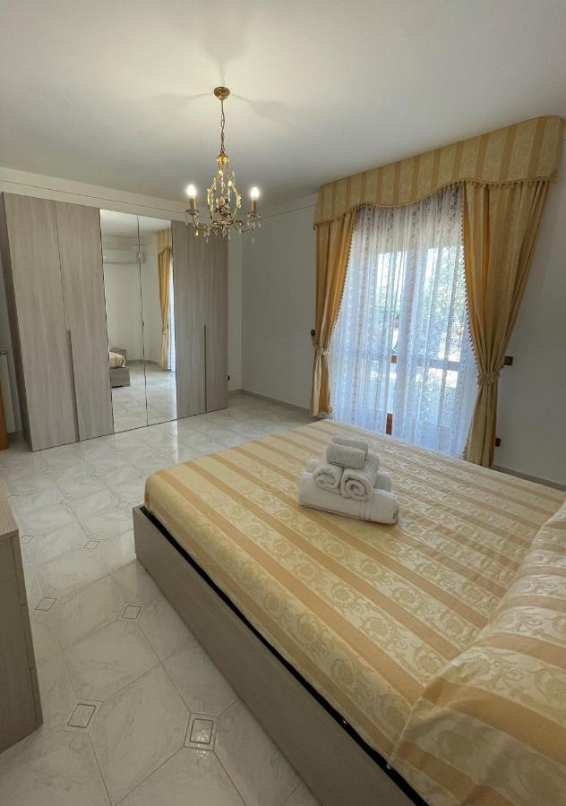 מסה לוברנסה Loren House, Relaxing Location With Seaview מראה חיצוני תמונה