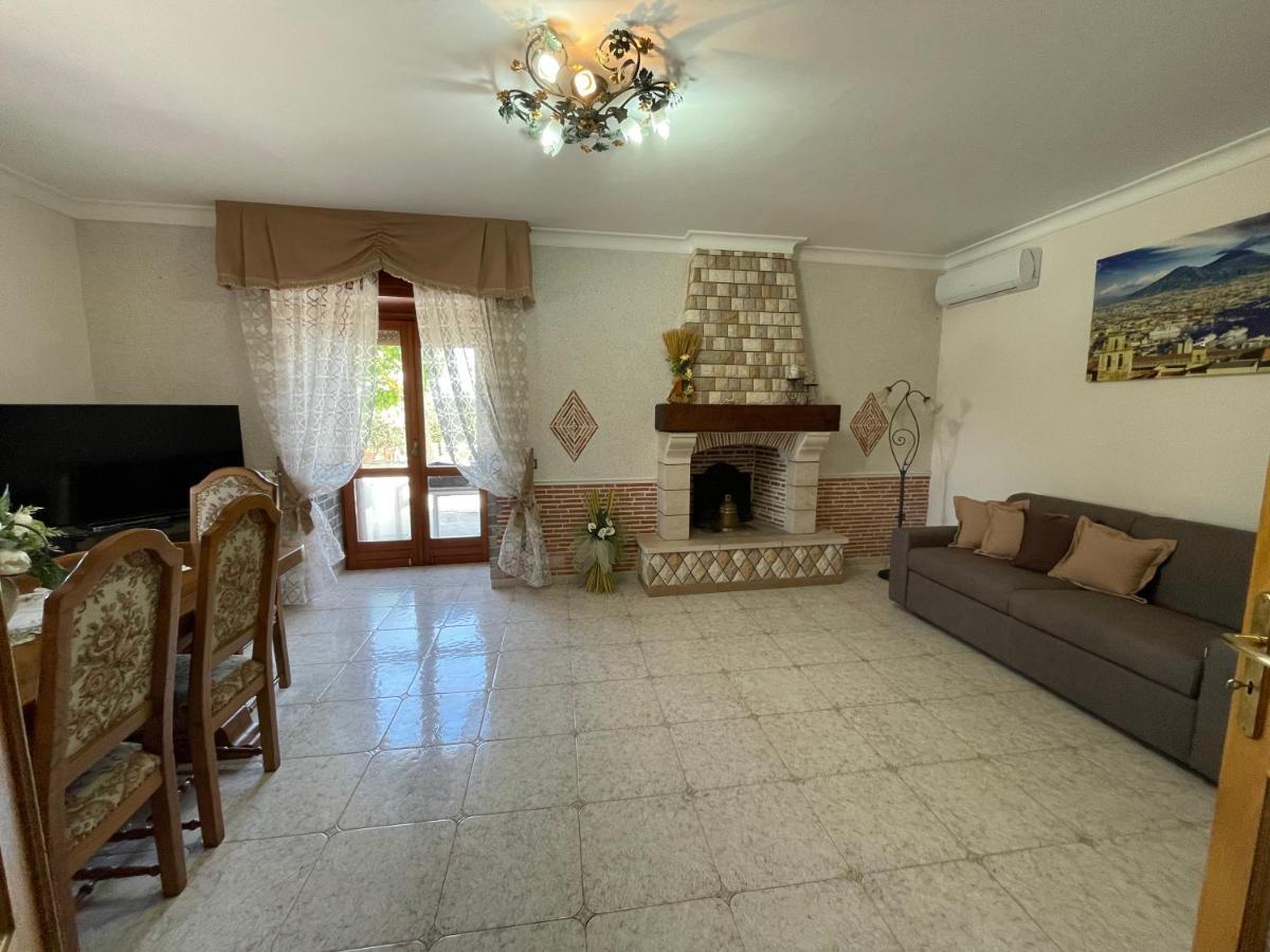 מסה לוברנסה Loren House, Relaxing Location With Seaview מראה חיצוני תמונה