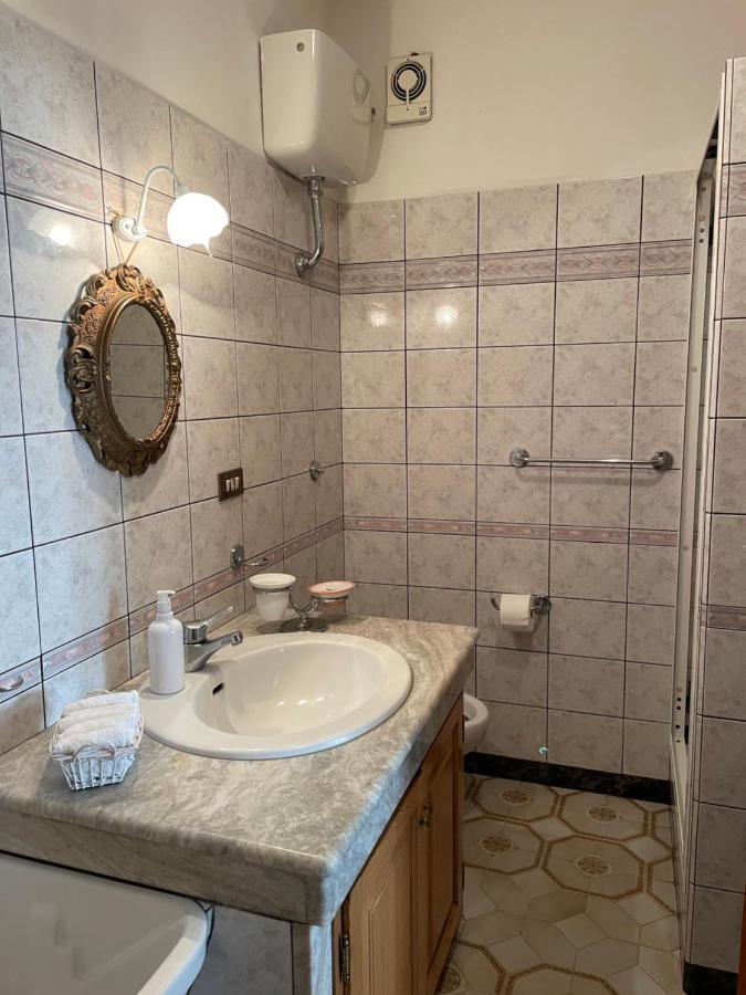 מסה לוברנסה Loren House, Relaxing Location With Seaview מראה חיצוני תמונה